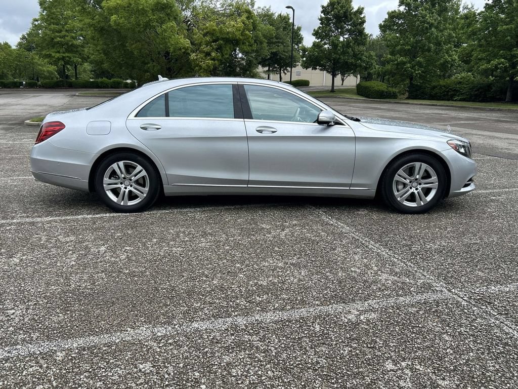 Used 2017 Mercedes-Benz S 550 Sedan image 8