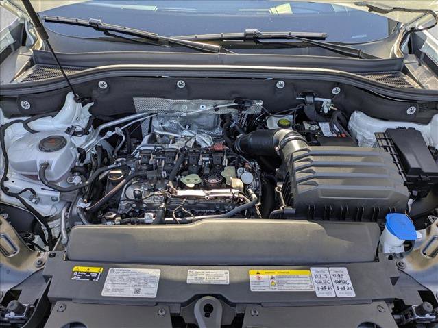 Used 2025 Volkswagen Atlas SEL Premium R-Line image 25