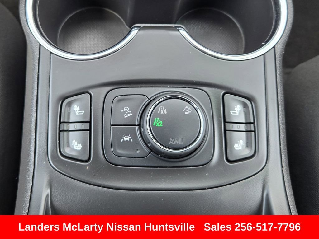 Used 2024 GMC Terrain SLT AWD/4WD image 21