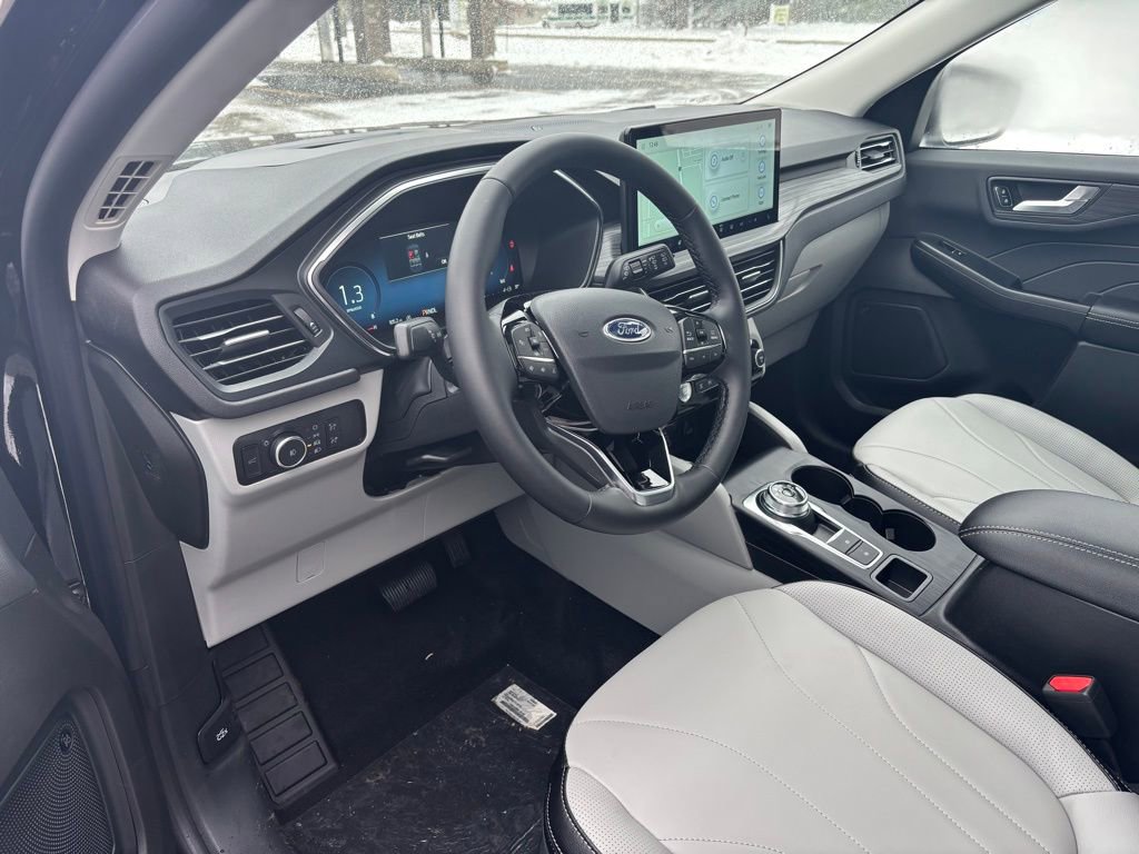 New 2026 Ford Escape Platinum w/ Premium Technology Package image 19