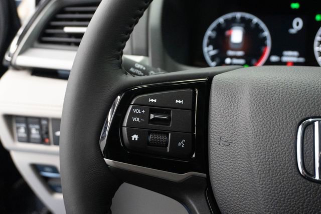 New 2026 Honda Odyssey Touring image 22