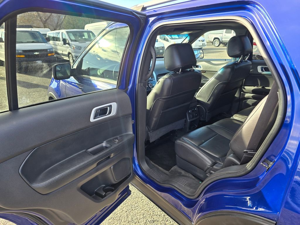 Used 2015 Ford Explorer Limited image 16