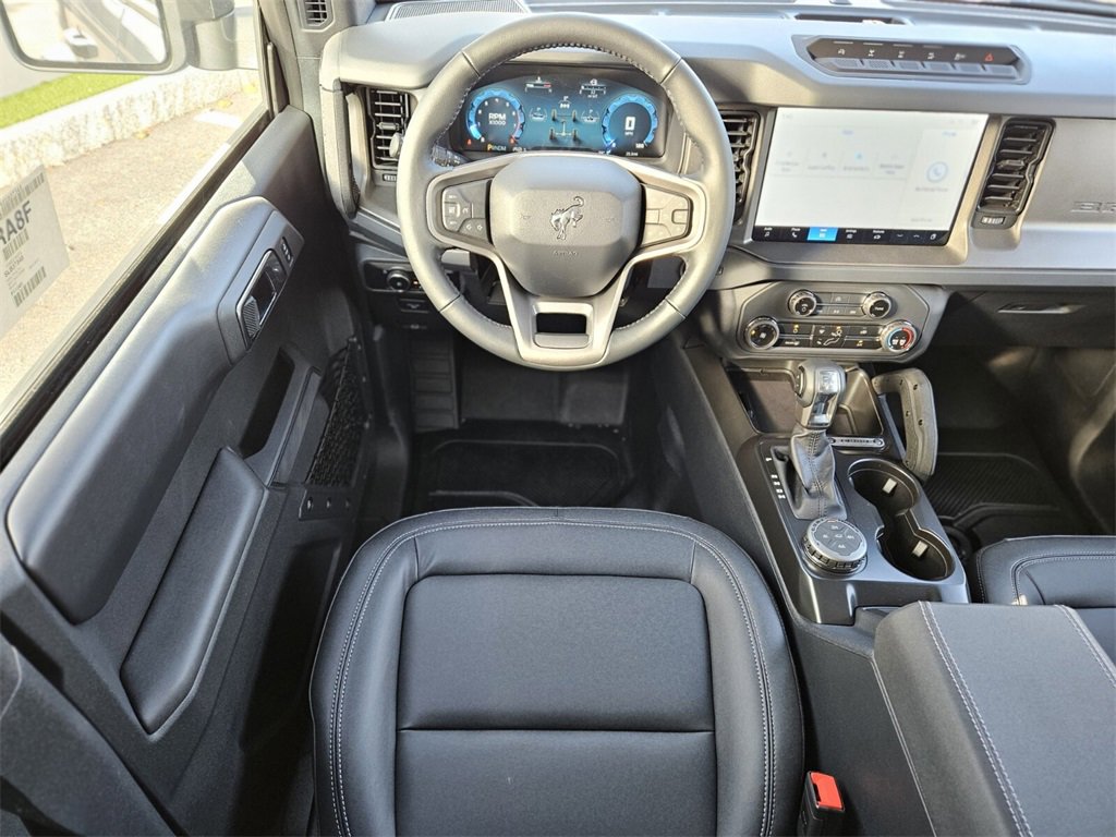 New 2025 Ford Bronco Badlands image 12