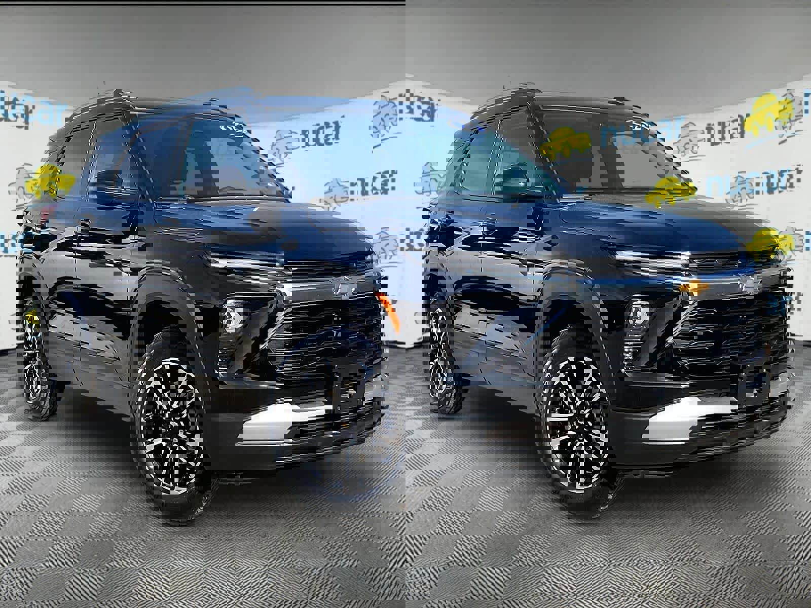 Used 2025 Chevrolet TrailBlazer LT AWD/4WD image 1