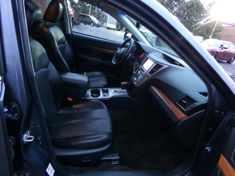 Used 2014 Subaru Outback 3.6R Limited image 39