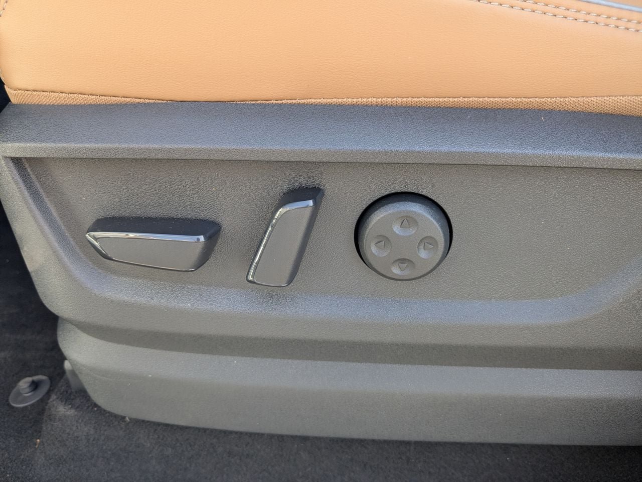 Certified 2026 INFINITI QX80 Luxe RWD image 14