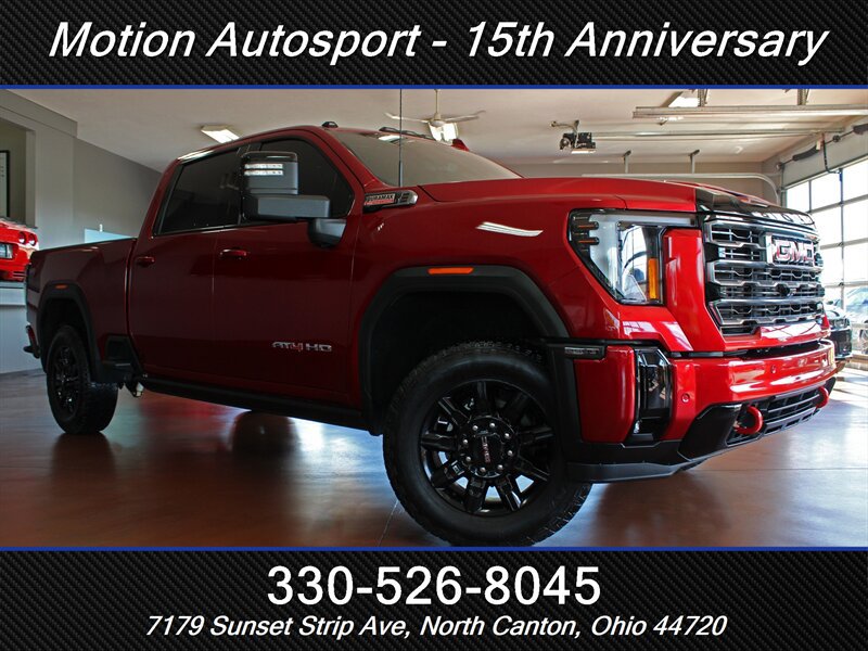 Used 2025 GMC Sierra 2500 AT4 w/ AT4 Premium Plus Package AWD/4WD image 2