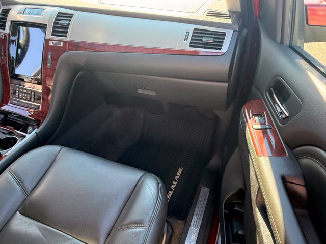 Used 2012 Cadillac Escalade Premium AWD/4WD image 45