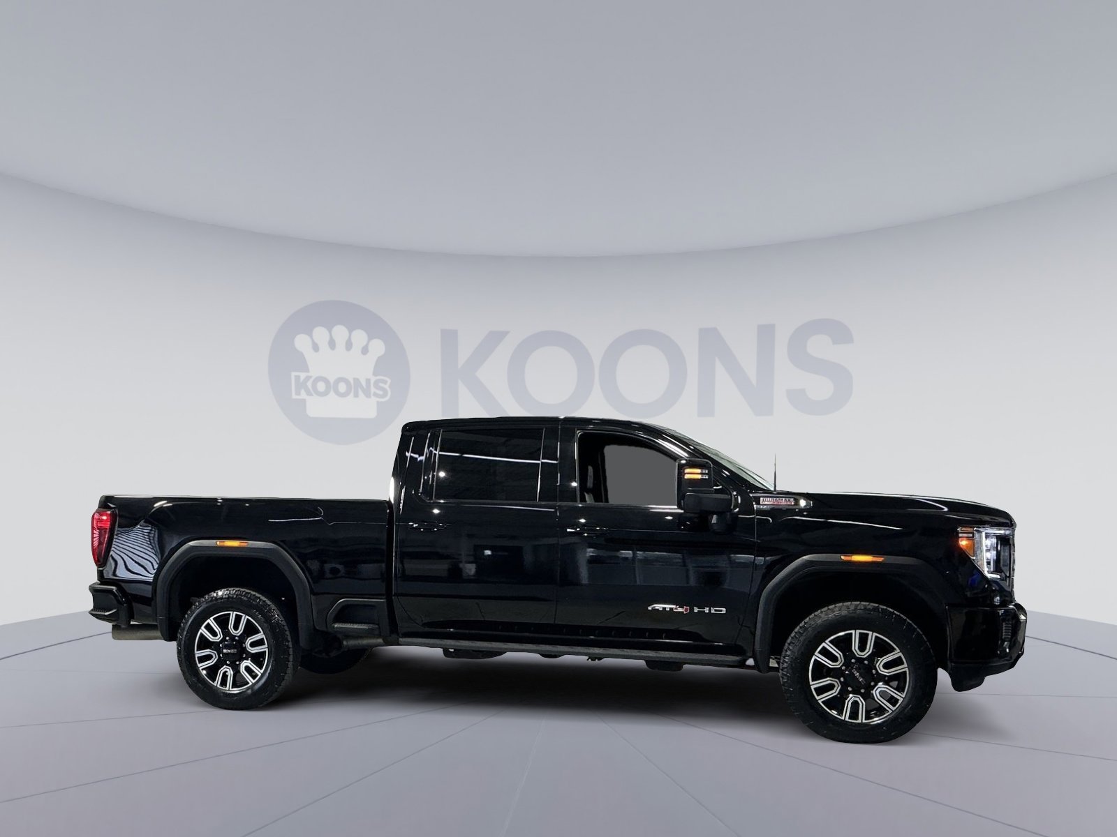 Used 2023 GMC Sierra 3500 AT4 image 17