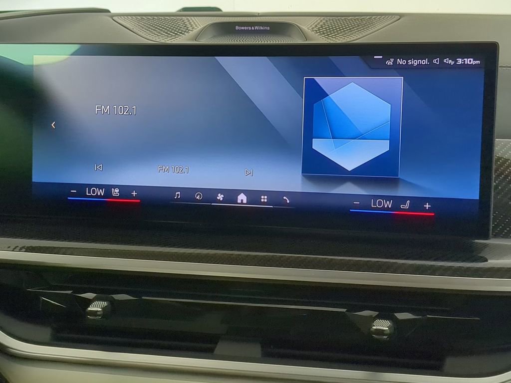 Used 2024 BMW X7 M60i w/ Executive Package image 22