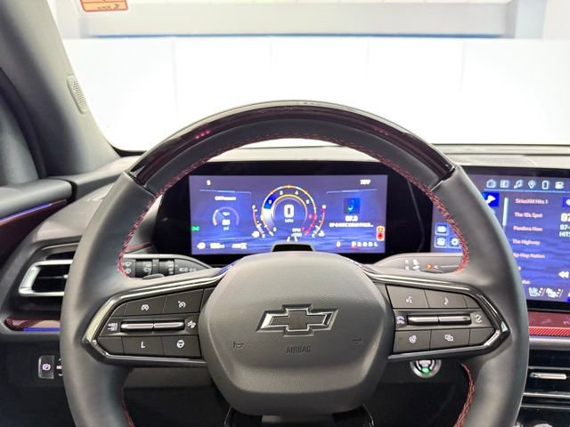 Used 2024 Chevrolet Traverse RS image 30