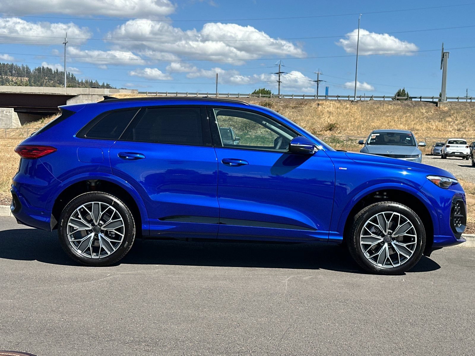 New 2026 Audi Q5 Premium Plus AWD/4WD image 2