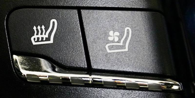 Used 2013 Porsche Cayenne S AWD/4WD image 23