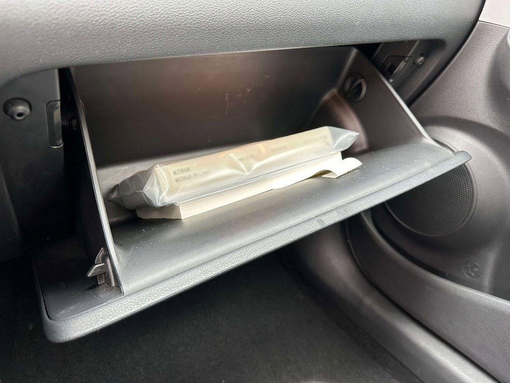 Certified 2023 Hyundai Kona SEL w/ Convenience Package AWD/4WD image 28