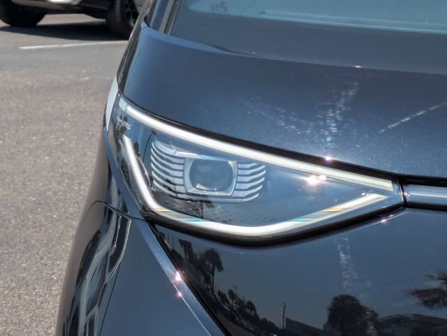 New 2025 Volkswagen ID. Buzz 1st Edition RWD image 10