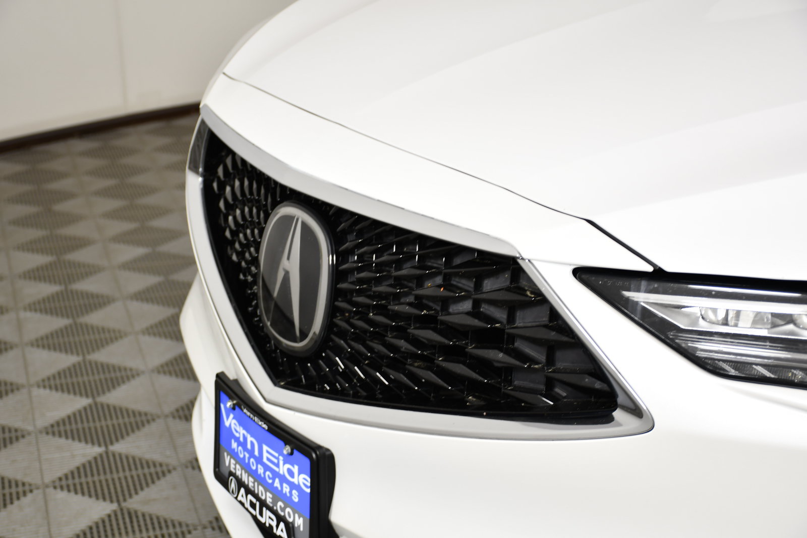 Certified 2024 Acura MDX SH-AWD image 11