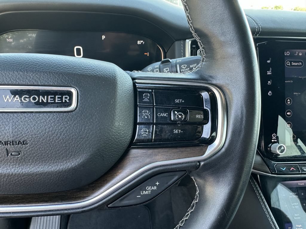 Used 2023 Jeep Grand Wagoneer 4WD image 37