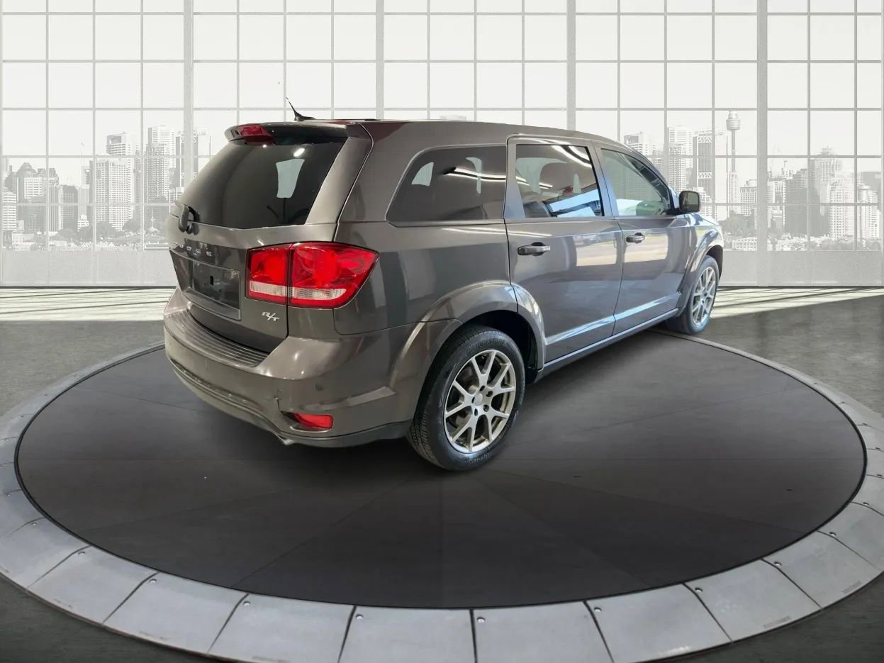 Used 2016 Dodge Journey R/T w/ Driver Convenience Group image 2