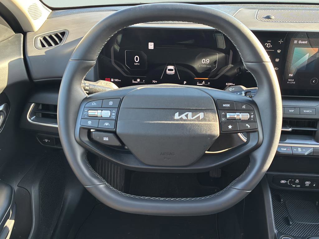 Certified 2025 Kia K4 EX FWD image 33