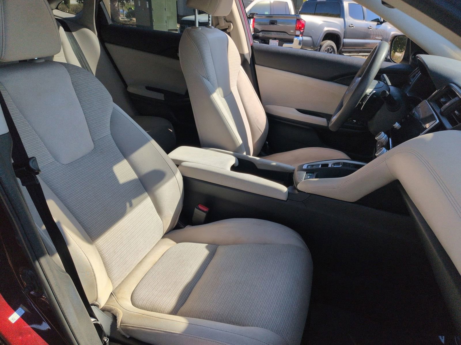 Used 2019 Honda Insight EX image 30