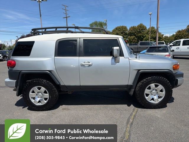 Used 2007 Toyota FJ Cruiser 4WD image 4