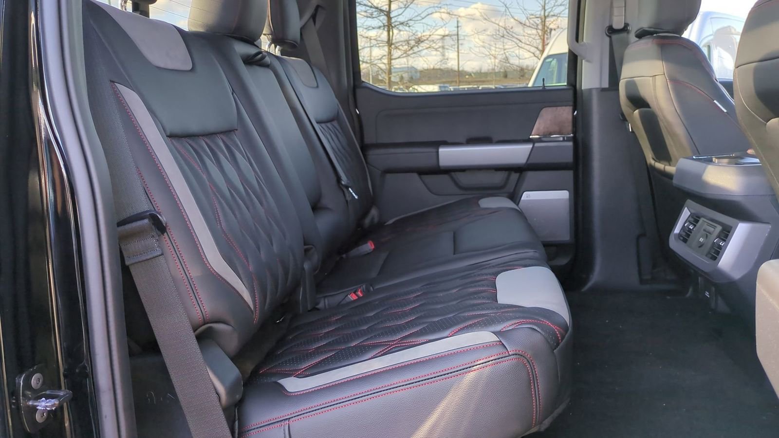 New 2024 Ford F250 Lariat w/ Lariat Ultimate Package image 21