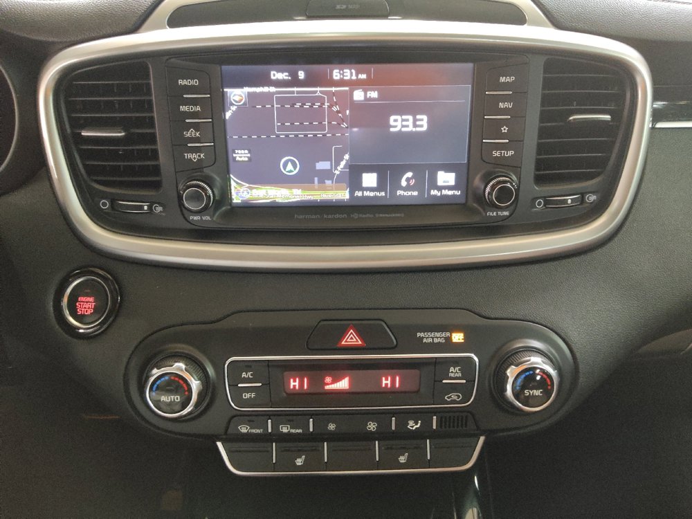 Used 2019 Kia Sorento SX image 25