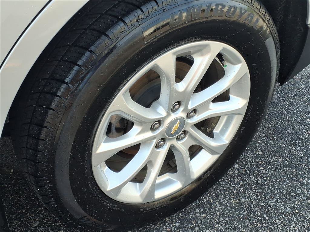 Used 2019 Chevrolet Equinox LT image 8