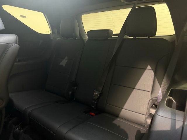 Certified 2025 Chevrolet Traverse LT image 27