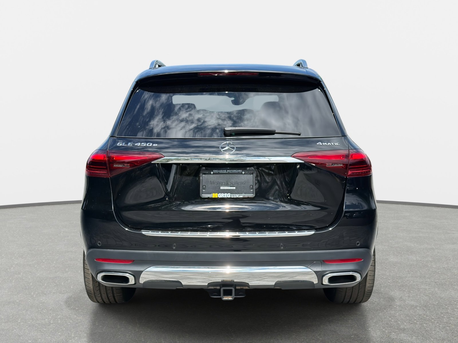 Used 2025 Mercedes-Benz GLE 450e 4MATIC image 4