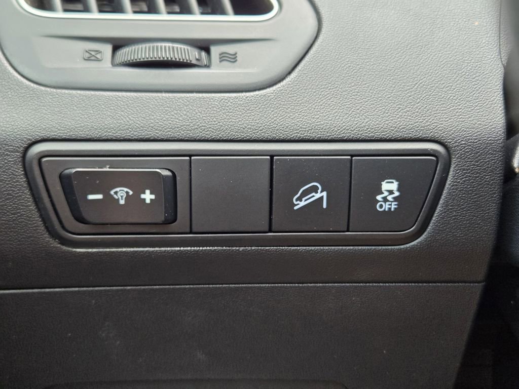 Used 2012 Hyundai Tucson GLS image 27