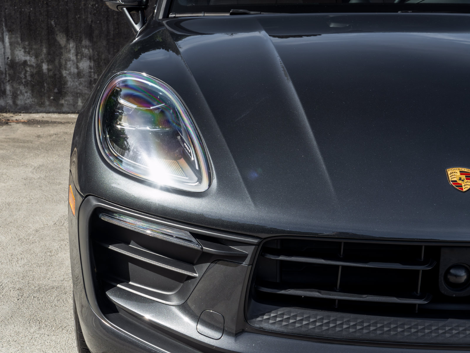 Certified 2023 Porsche Macan AWD/4WD image 14