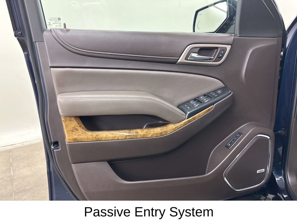 Used 2017 GMC Yukon Denali w/ Enhanced Security Package image 34