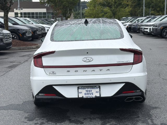 Certified 2022 Hyundai Sonata Limited w/ Preferred Accessory Package FWD image 7