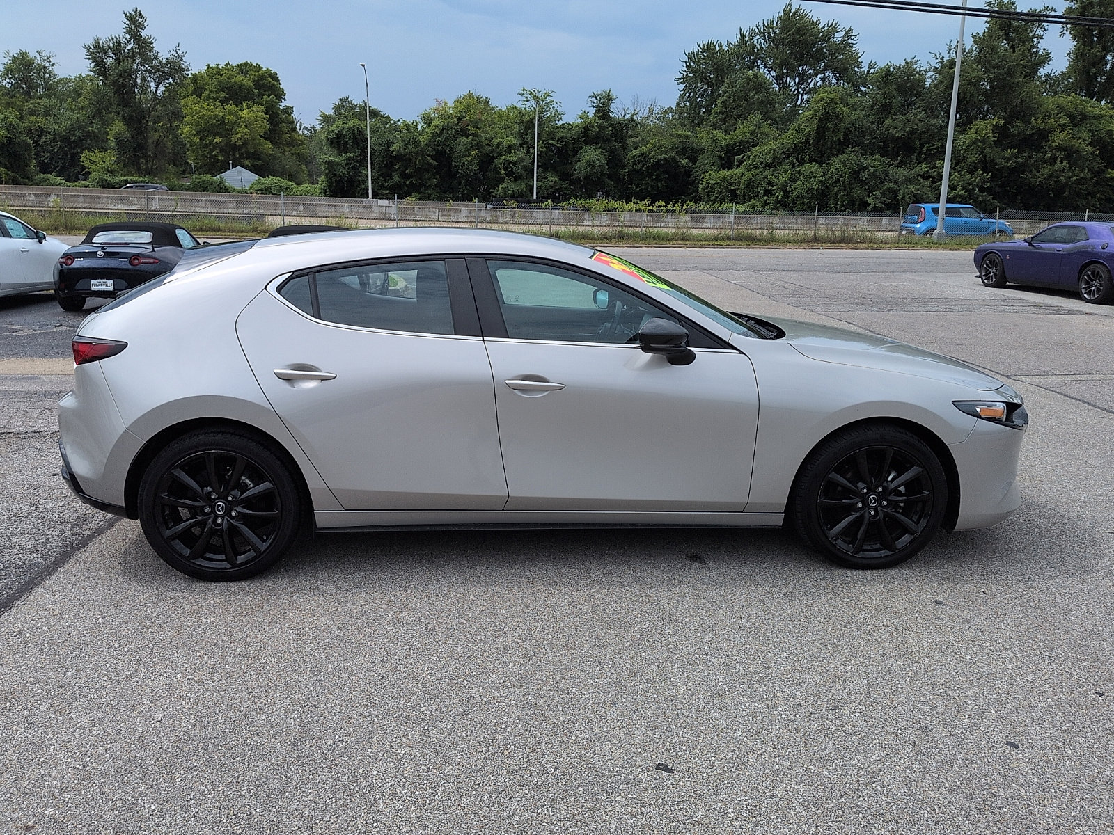 Used 2024 MAZDA MAZDA3 s FWD image 2