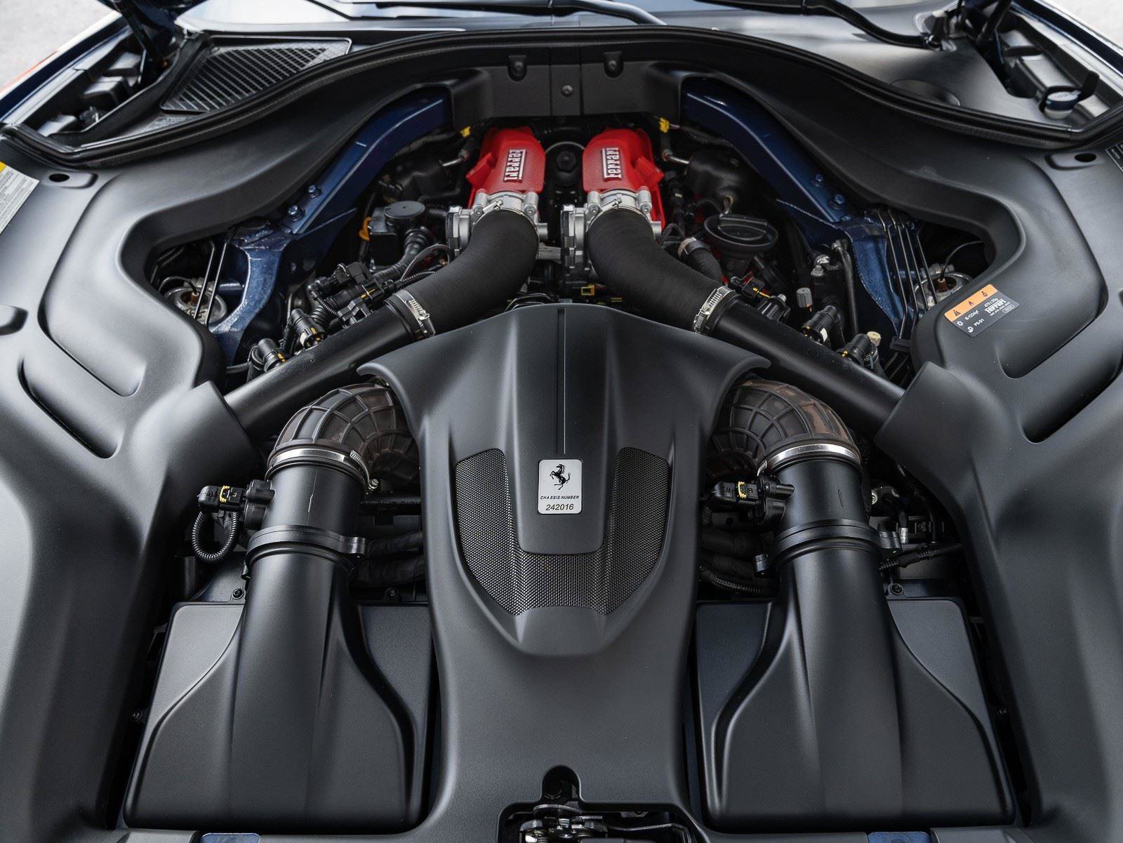 Used 2019 Ferrari Portofino RWD image 39