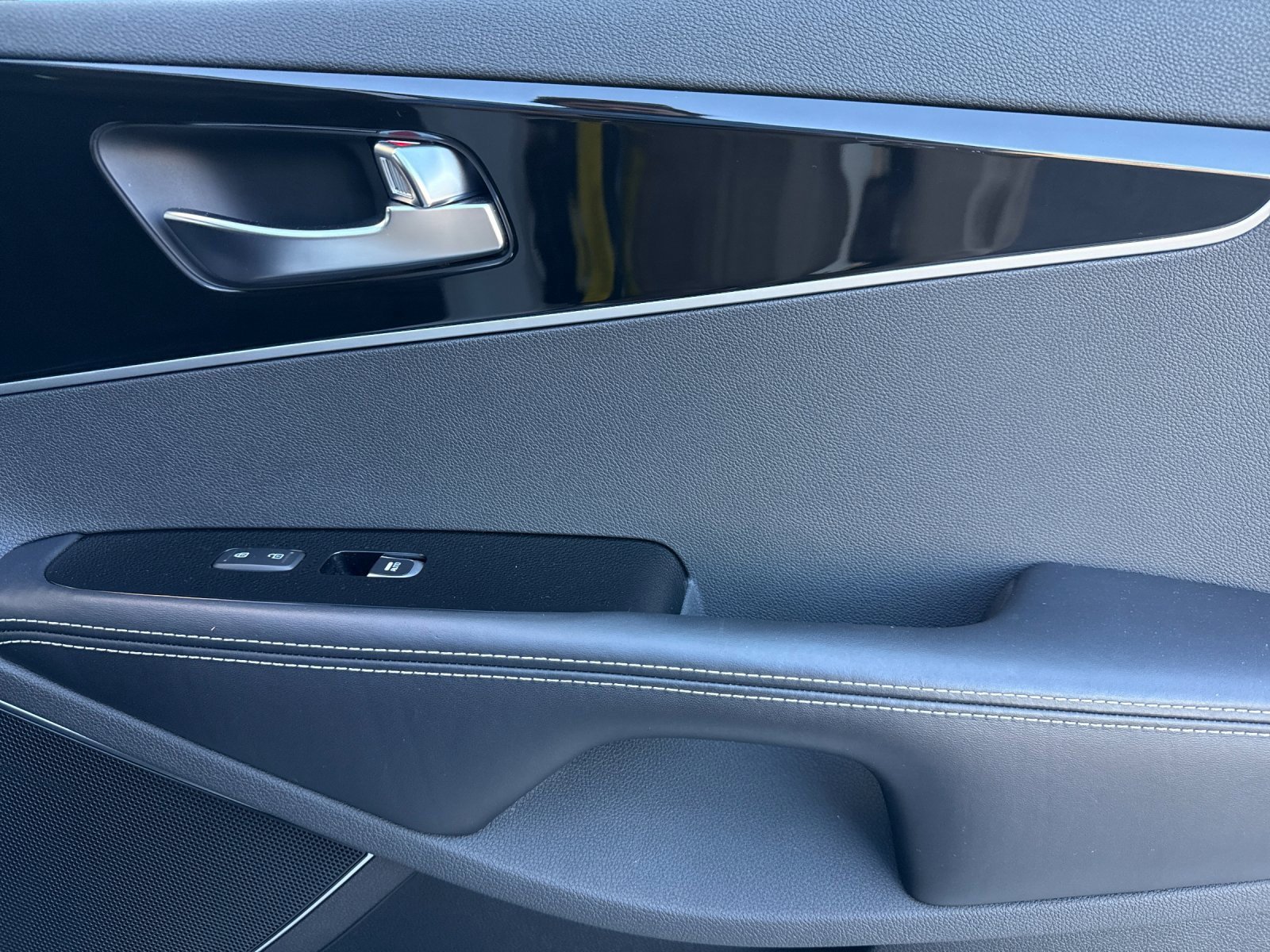 Used 2019 Kia Sorento SX image 20