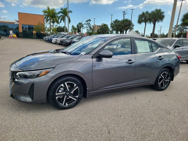 Used 2025 Nissan Sentra SV image 8