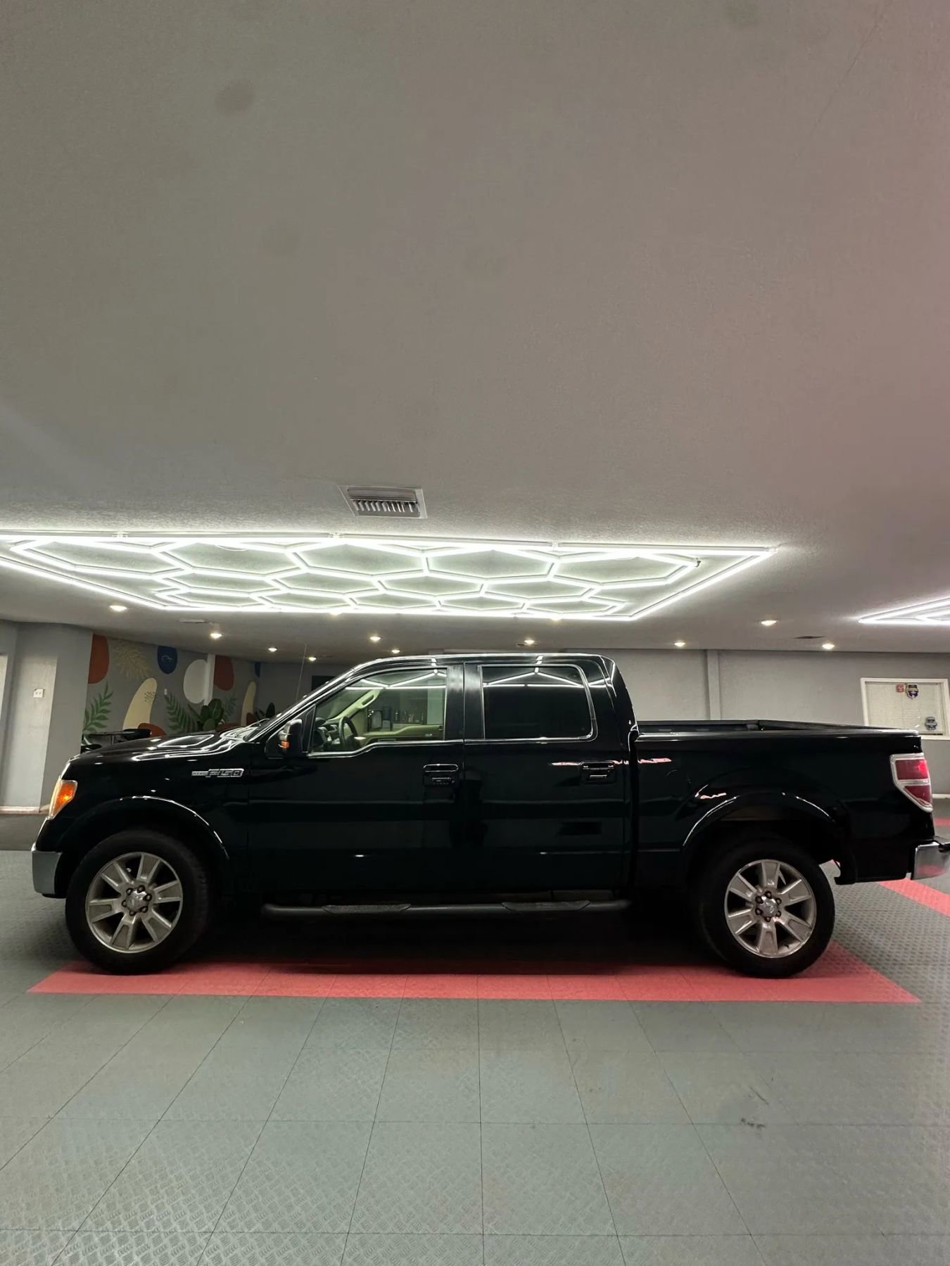 Used 2009 Ford F150 Lariat image 3