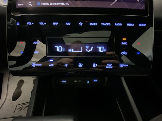 Used 2023 Hyundai Santa Cruz SEL Premium image 19