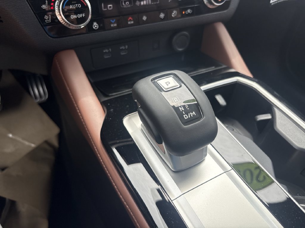 New 2026 Mitsubishi Outlander SEL FWD image 20