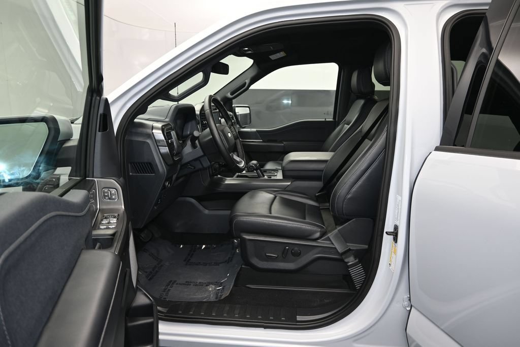 Used 2025 Ford F150 Lariat w/ Equipment Group 501A Mid AWD/4WD image 12