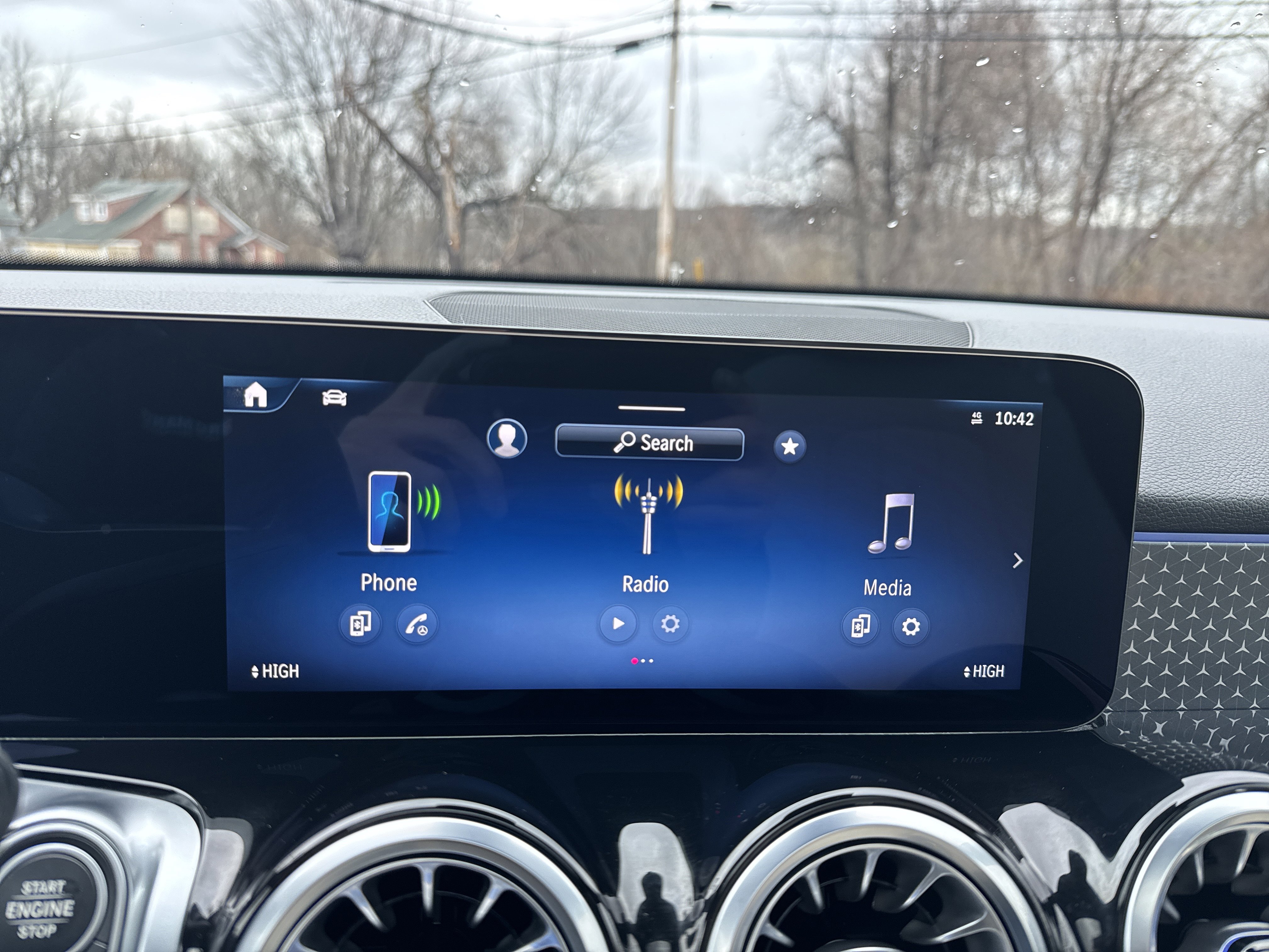 Certified 2025 Mercedes-Benz GLB 250 4MATIC image 19