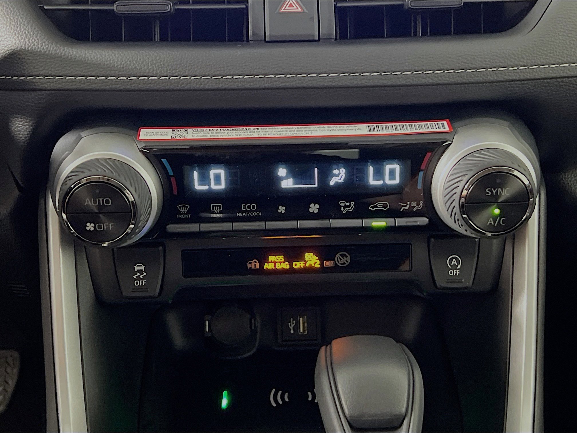 Used 2025 Toyota RAV4 XLE image 26