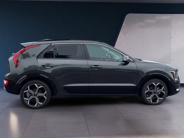 Certified 2023 Kia Niro EX Touring FWD image 6