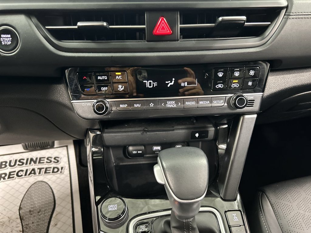 Certified 2024 Kia Seltos EX AWD/4WD image 16