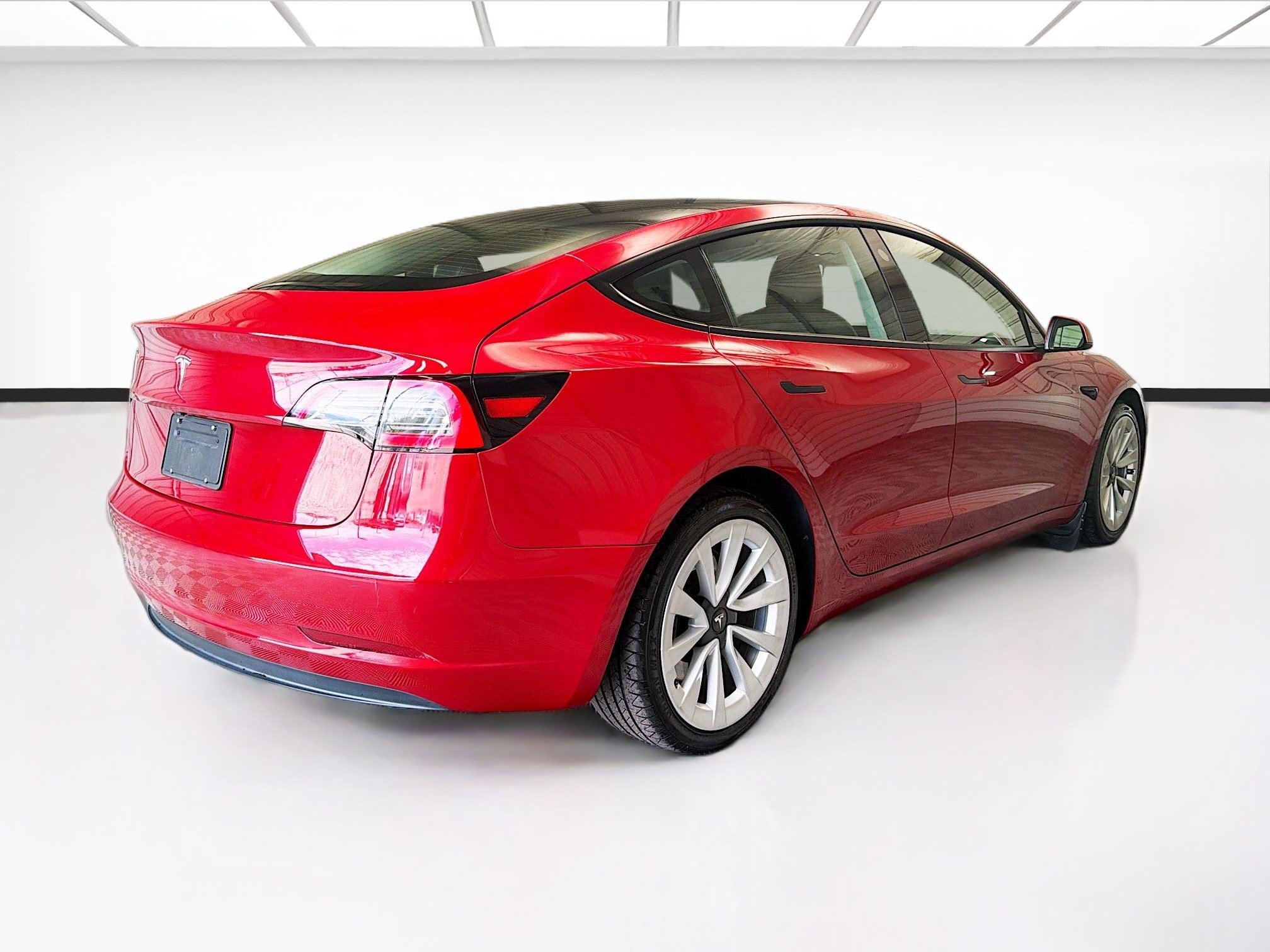 Used 2023 Tesla Model 3 Standard Range RWD image 4