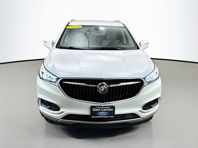 Used 2018 Buick Enclave Essence FWD image 2