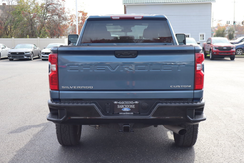 Used 2024 Chevrolet Silverado 2500 Custom w/ Custom Convenience Package AWD/4WD image 16