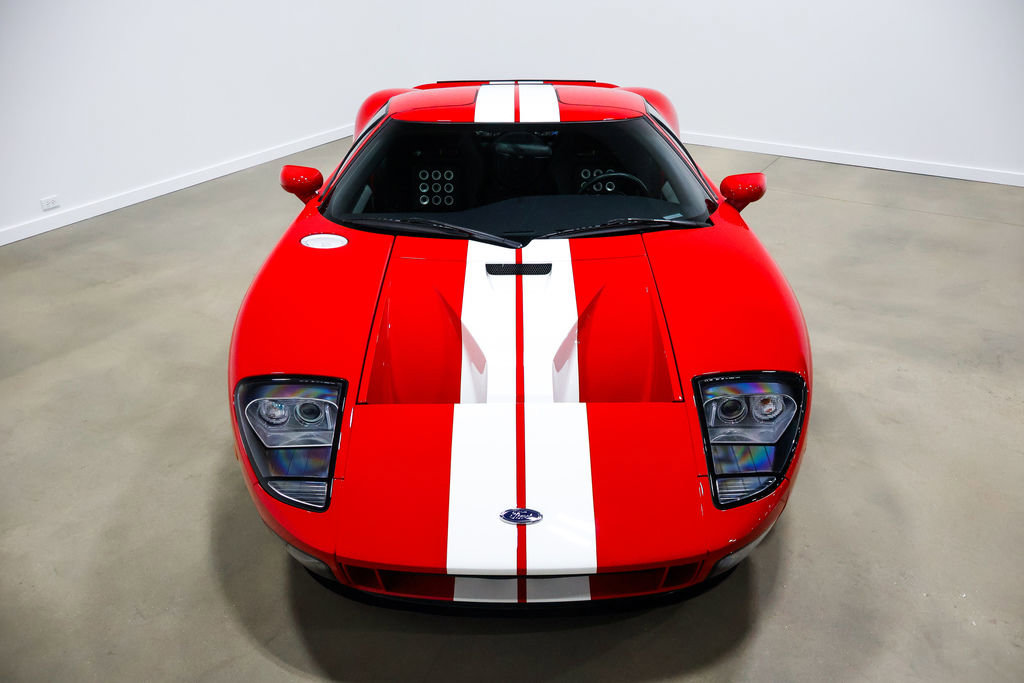 Used 2006 Ford GT RWD image 18